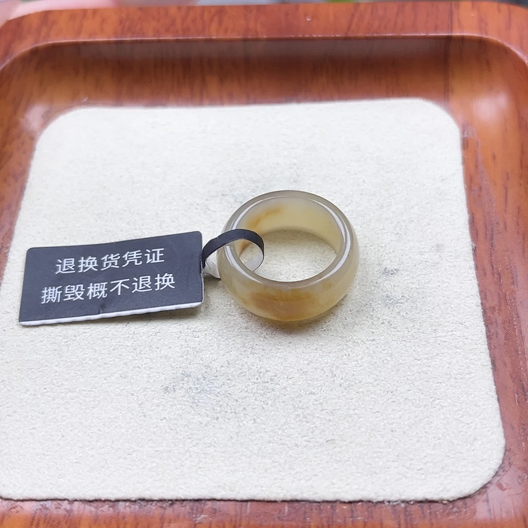 ****ᰔ和田玉未镶嵌戒圈6号