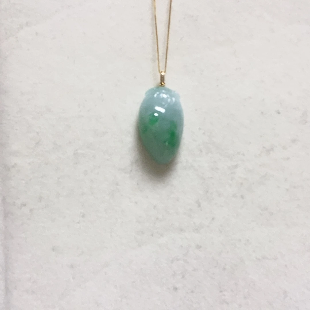 翡翠颈饰18K金镶嵌简单