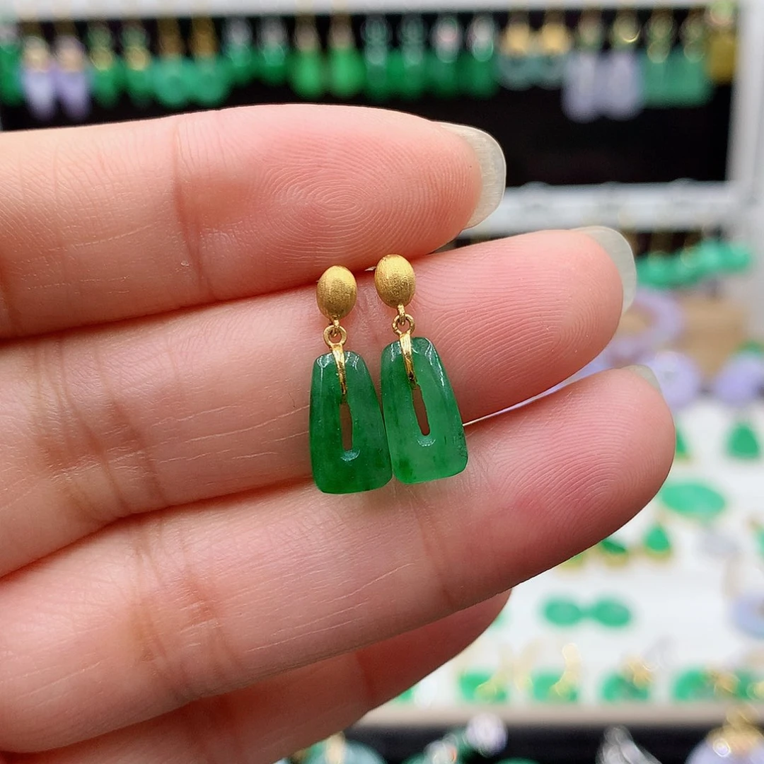 翡翠耳饰18K金镶嵌的