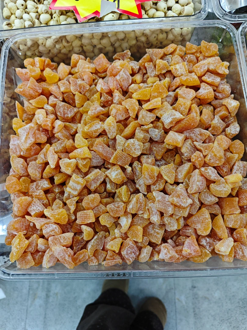 精选黄桃粒开袋即食