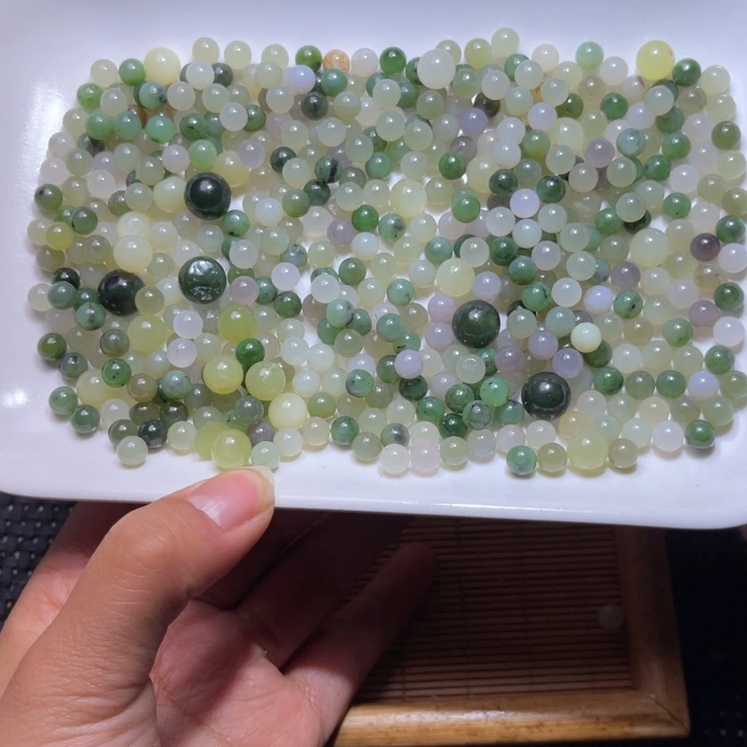 未镶嵌和田玉车挂