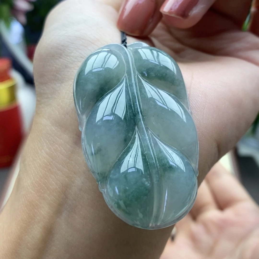 翡翠未镶嵌颈饰吊坠30