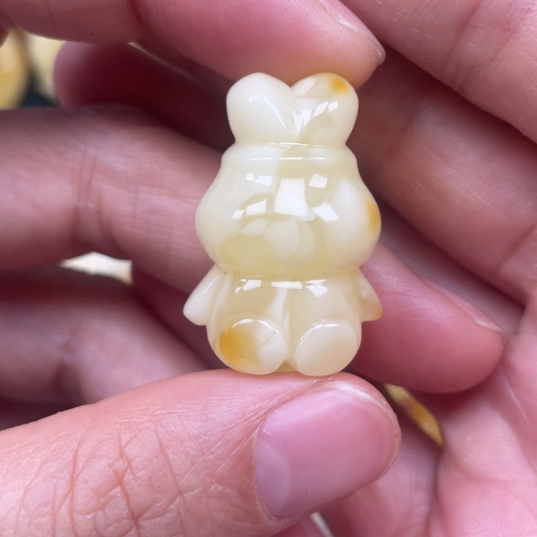 未镶嵌琥珀裸石蜜蜡