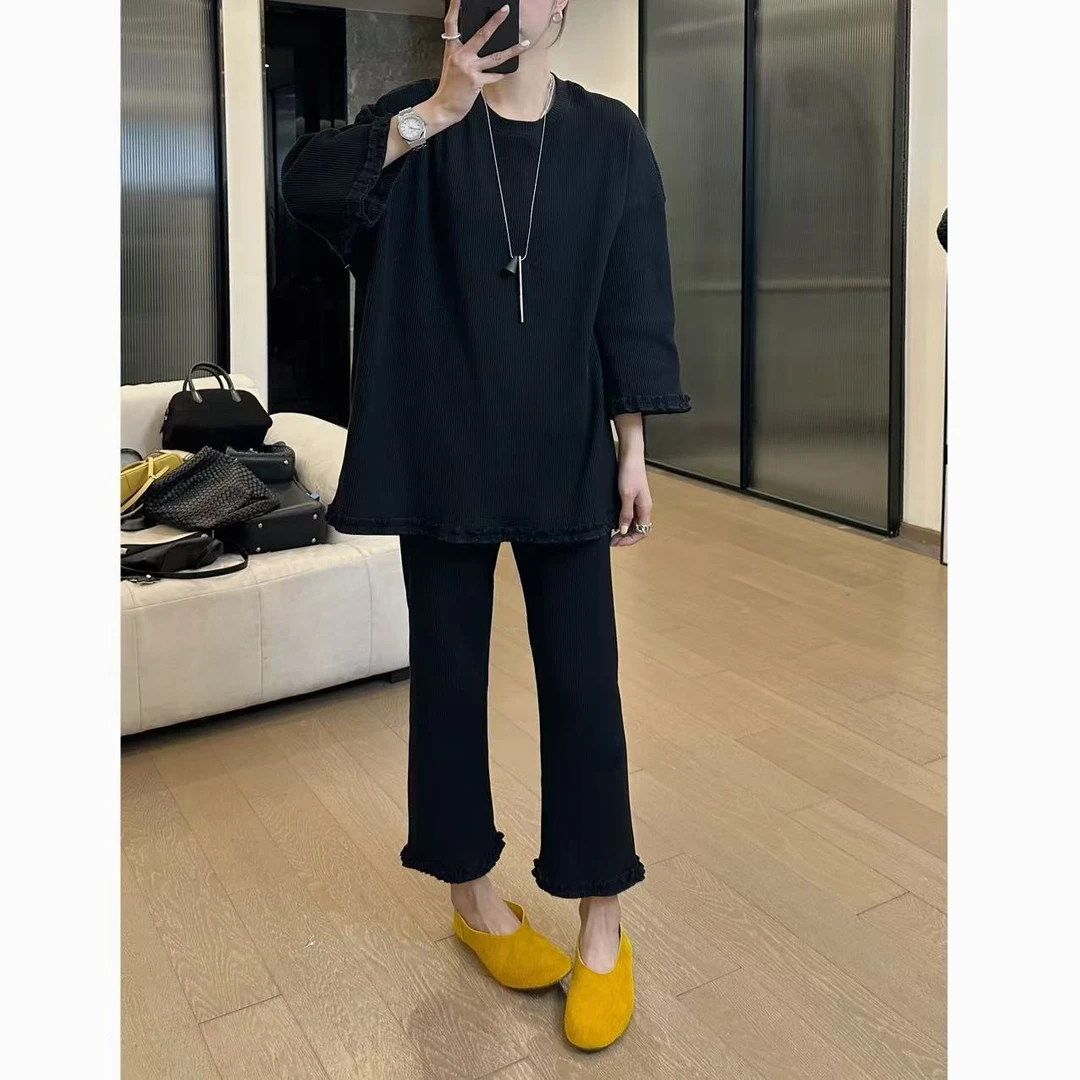 小静静一会【木耳边套装】2025春夏竖纹显瘦两件套 2503C1425