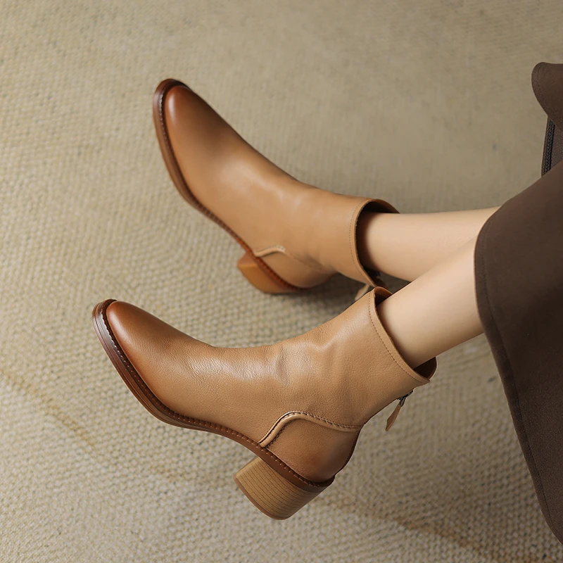 跟5cm/头层牛皮/冬季真皮短靴舒适百搭成型底粗跟尖头女鞋B378-3