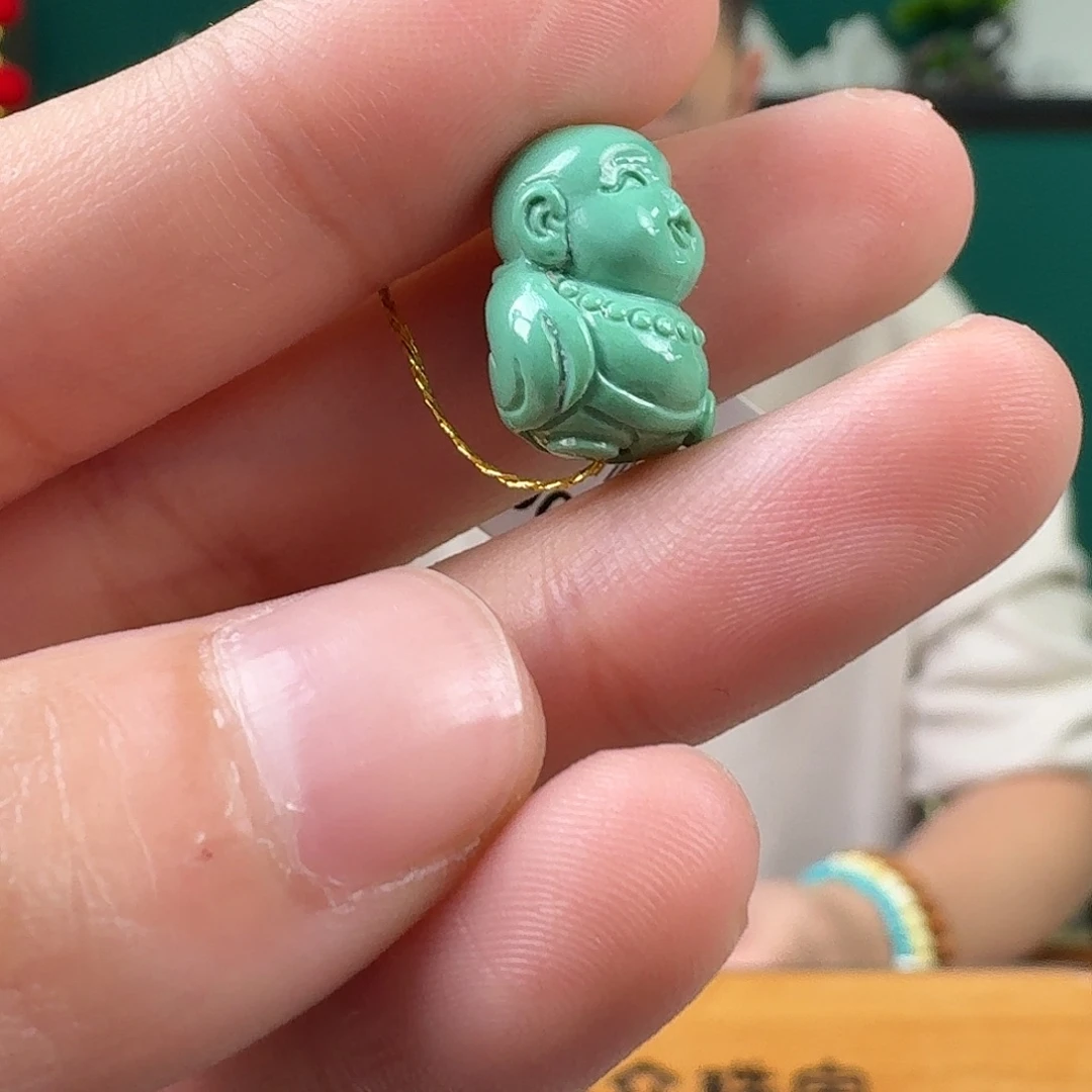 绿松石未镶嵌挂件