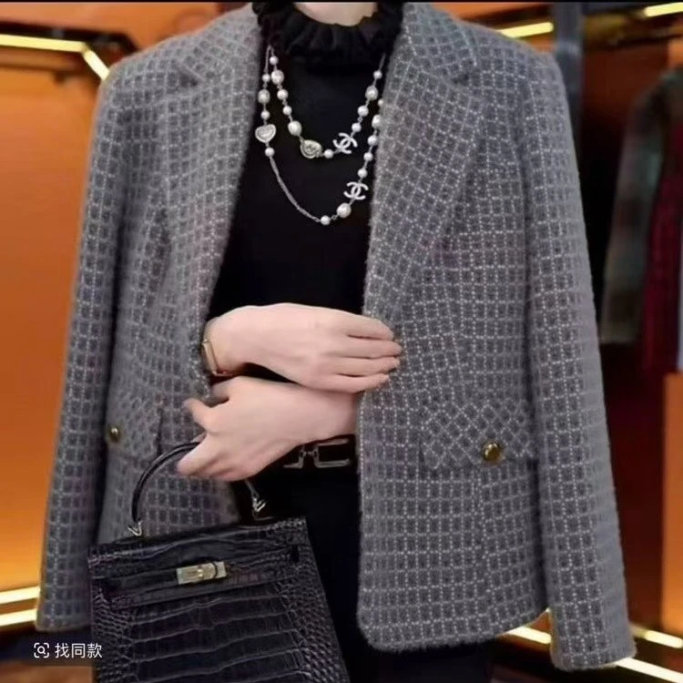 妈妈新款气质洋气减龄时尚西装开衫香风外套2025春秋显瘦上衣