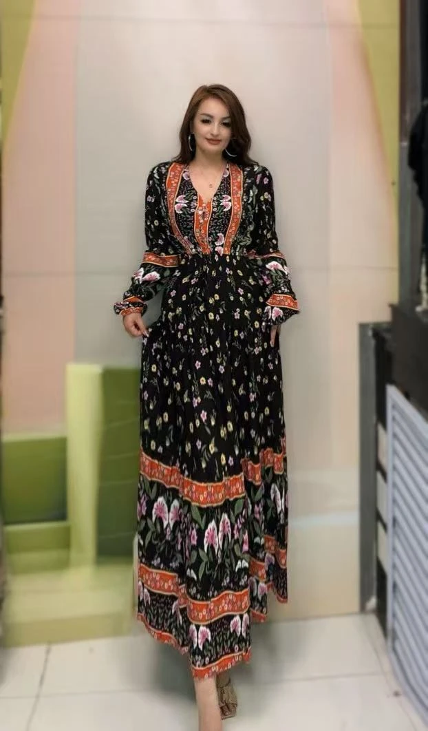 好看女款百搭碎花休闲长款连衣裙112235