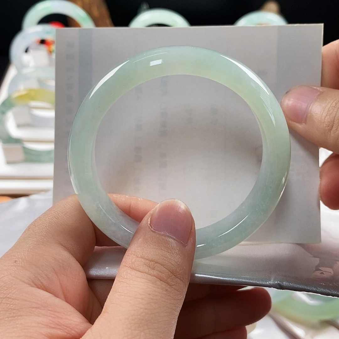 翡翠手镯未镶嵌3（56.2）