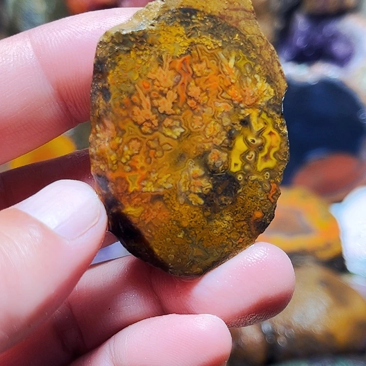 丹***鹤玛瑙/玉髓未镶嵌珠宝奇石