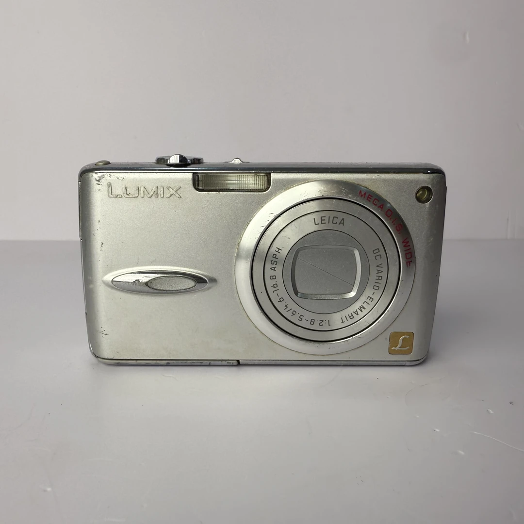 9新 Panasonic/松下 FX01 福利机器 冷白 色彩好看，性价比高