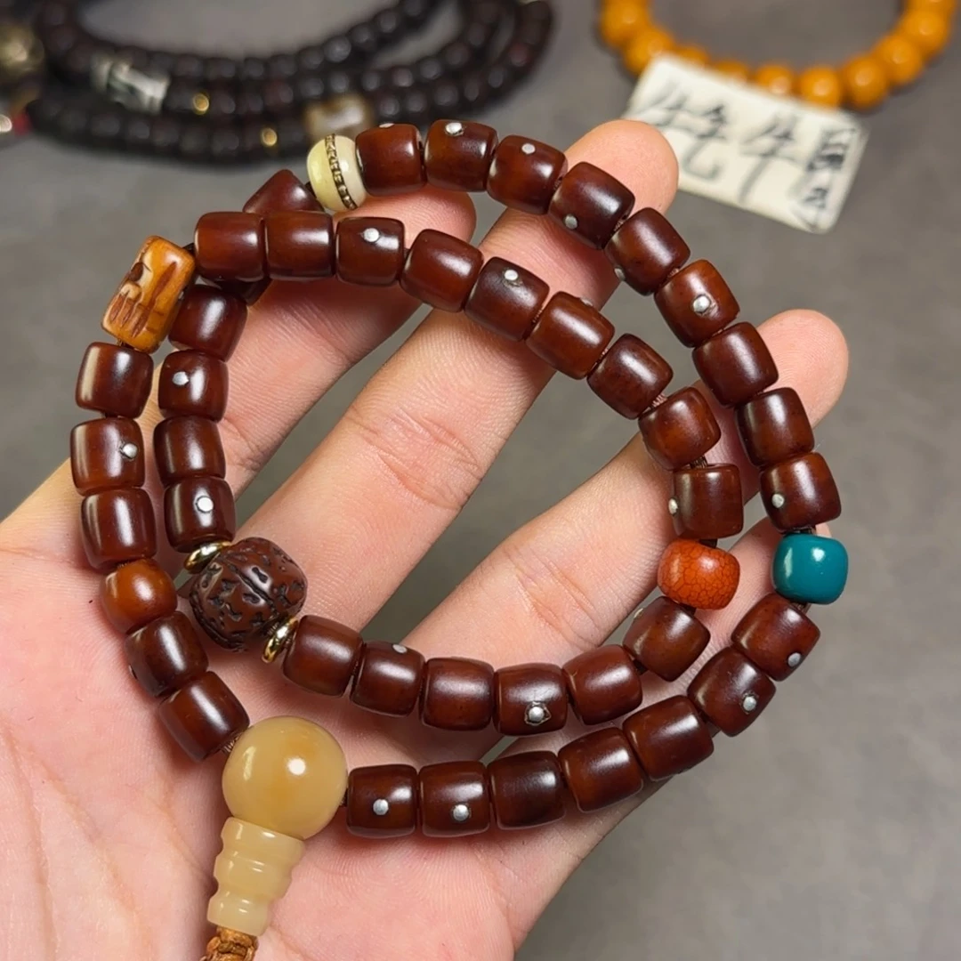 颈饰琉璃雪****?j n m