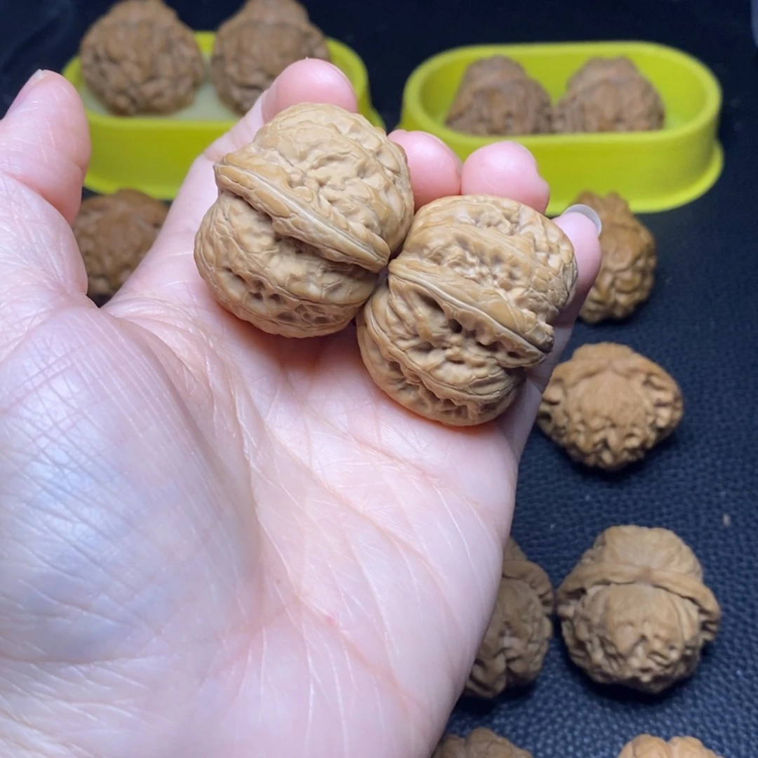 文玩核桃把件【****】元宝