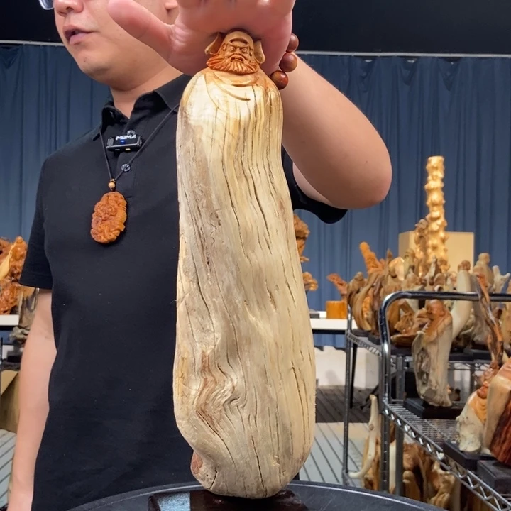 柏木（崖柏）随型摆件