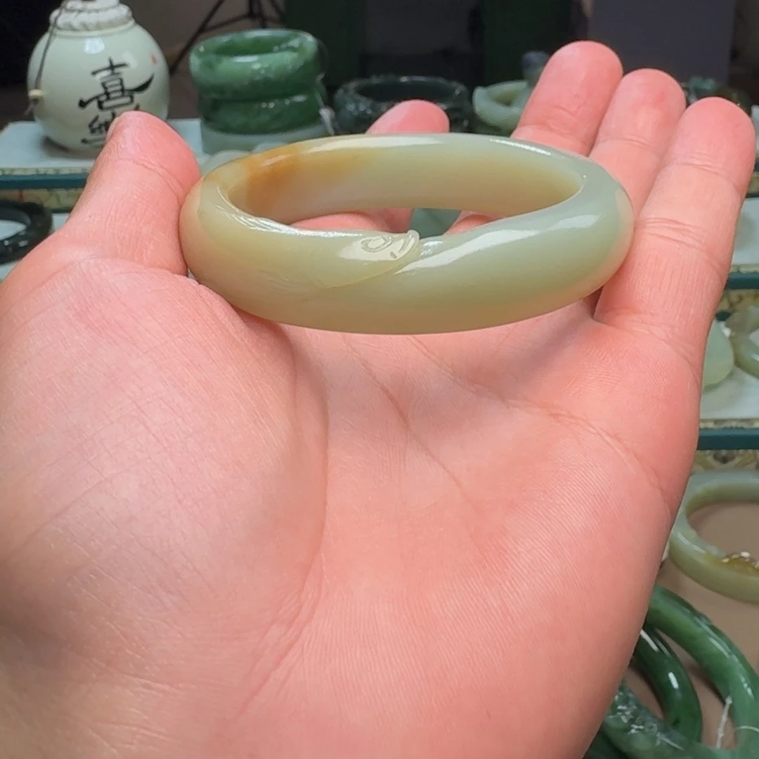 和田玉未镶嵌手镯57.3
