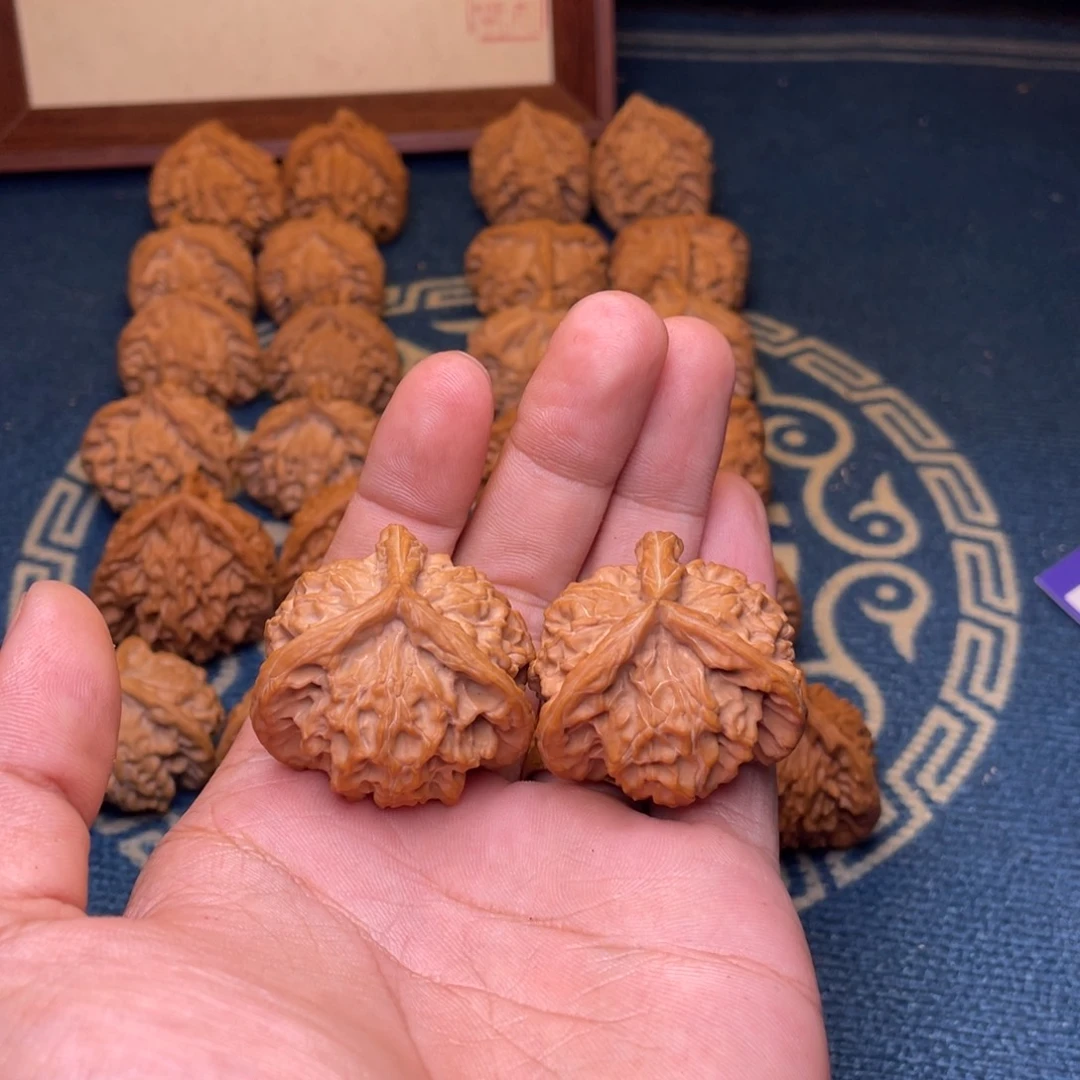 *****把件文玩核桃盘山40