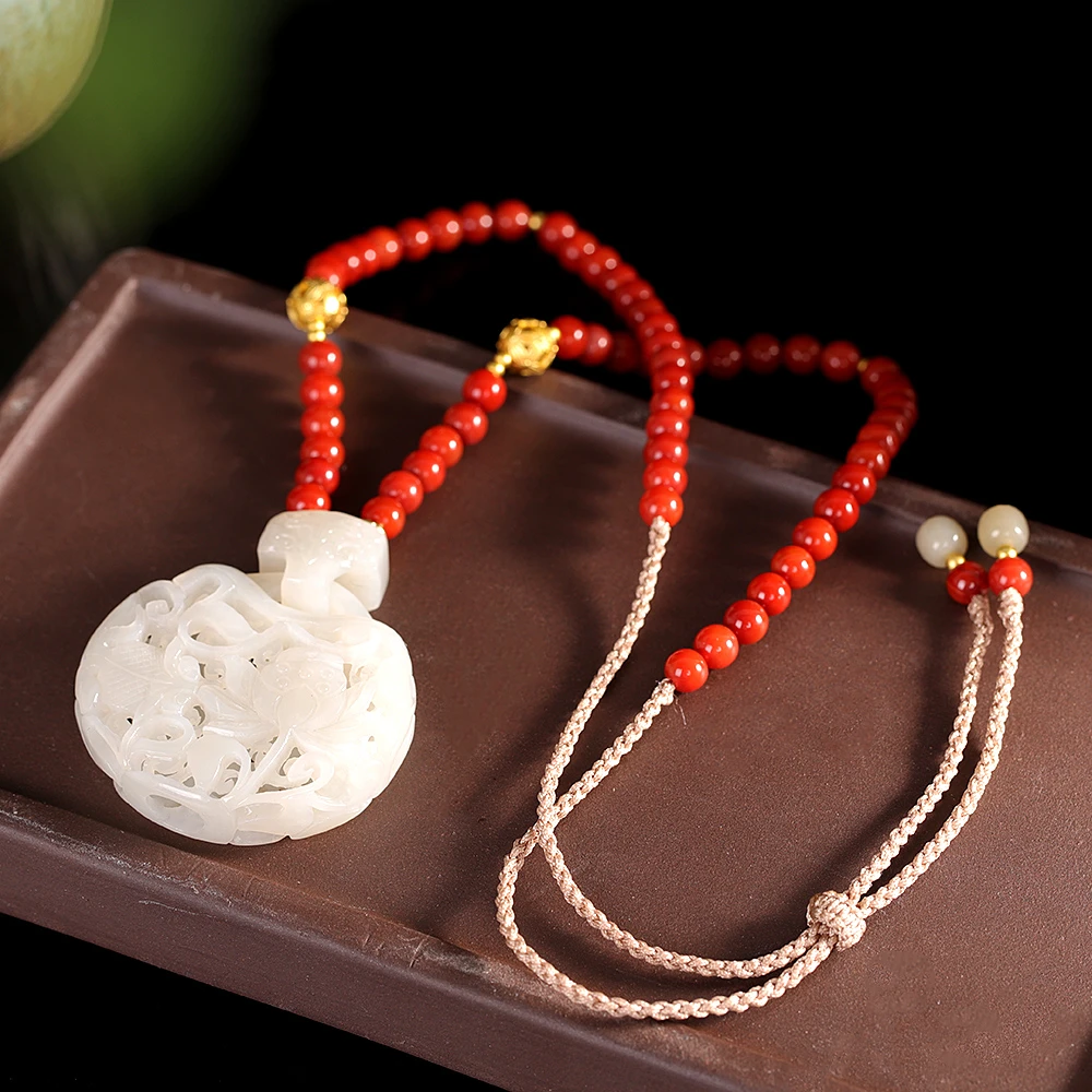 和田玉连年有鱼设计项链  14-2