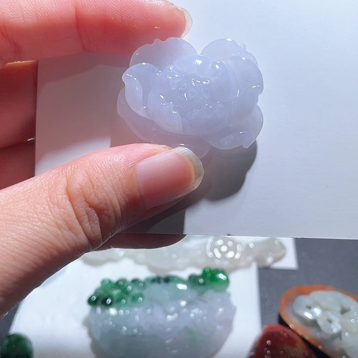 颈饰未镶嵌翡翠天