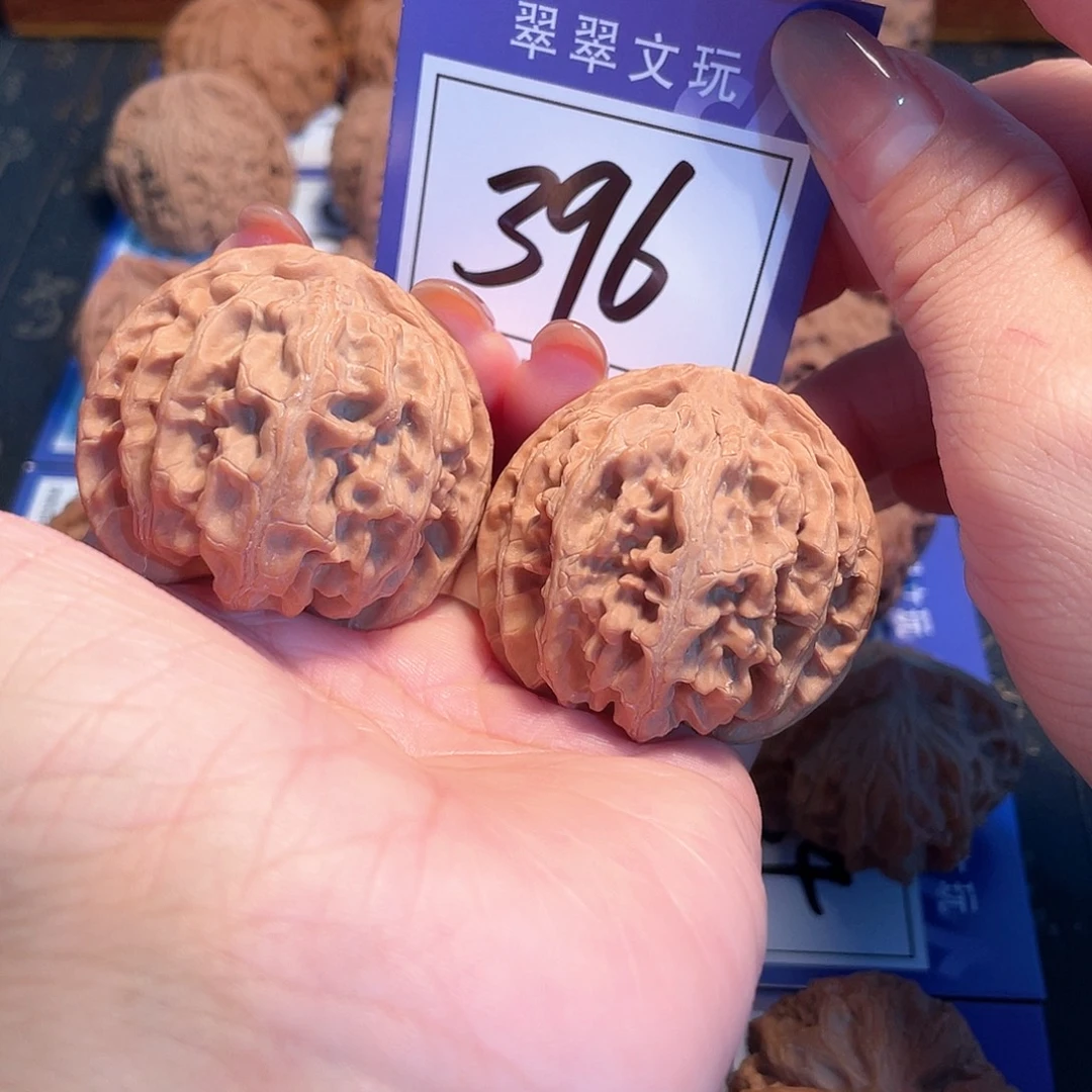 文玩核桃把件396号全品苹果4.4