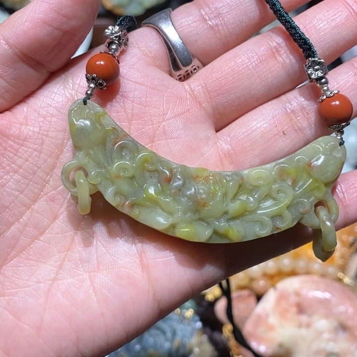 岫玉毛衣链未镶嵌