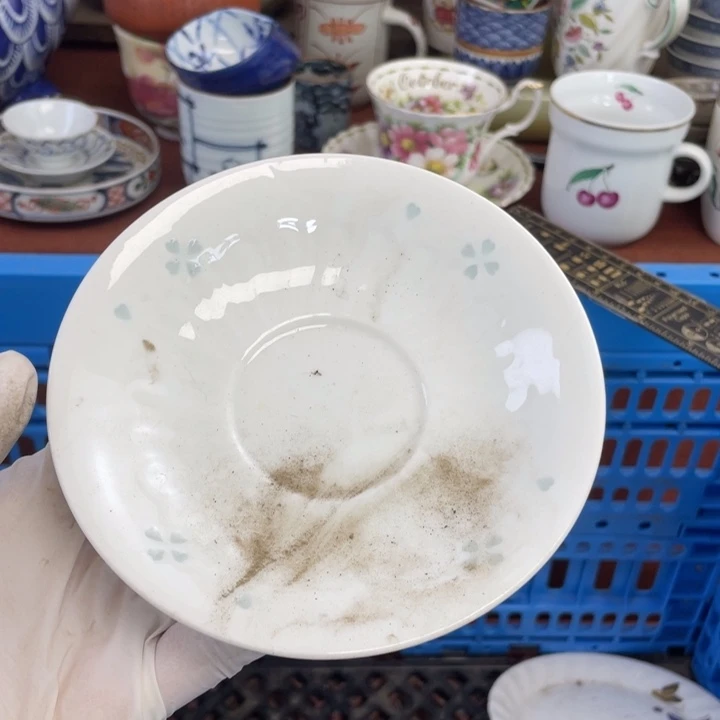 他家瓷器真美…开播了