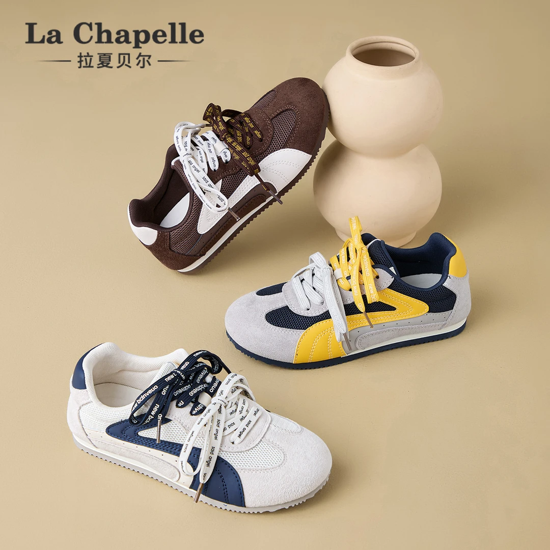 拉夏贝尔时尚休闲鞋女秋季新款小众百搭平底舒适防滑耐磨透气板鞋