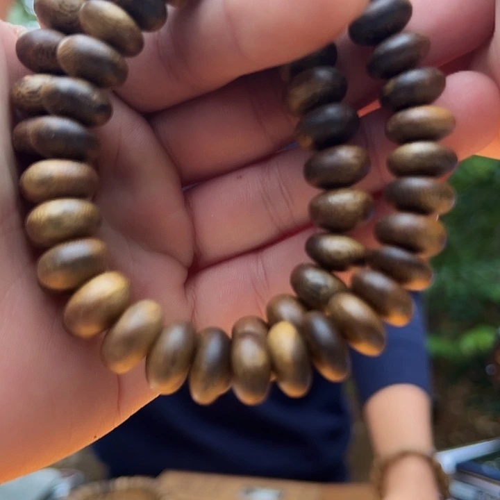沉香手串白棋虫漏单圈12mm多样性发一条