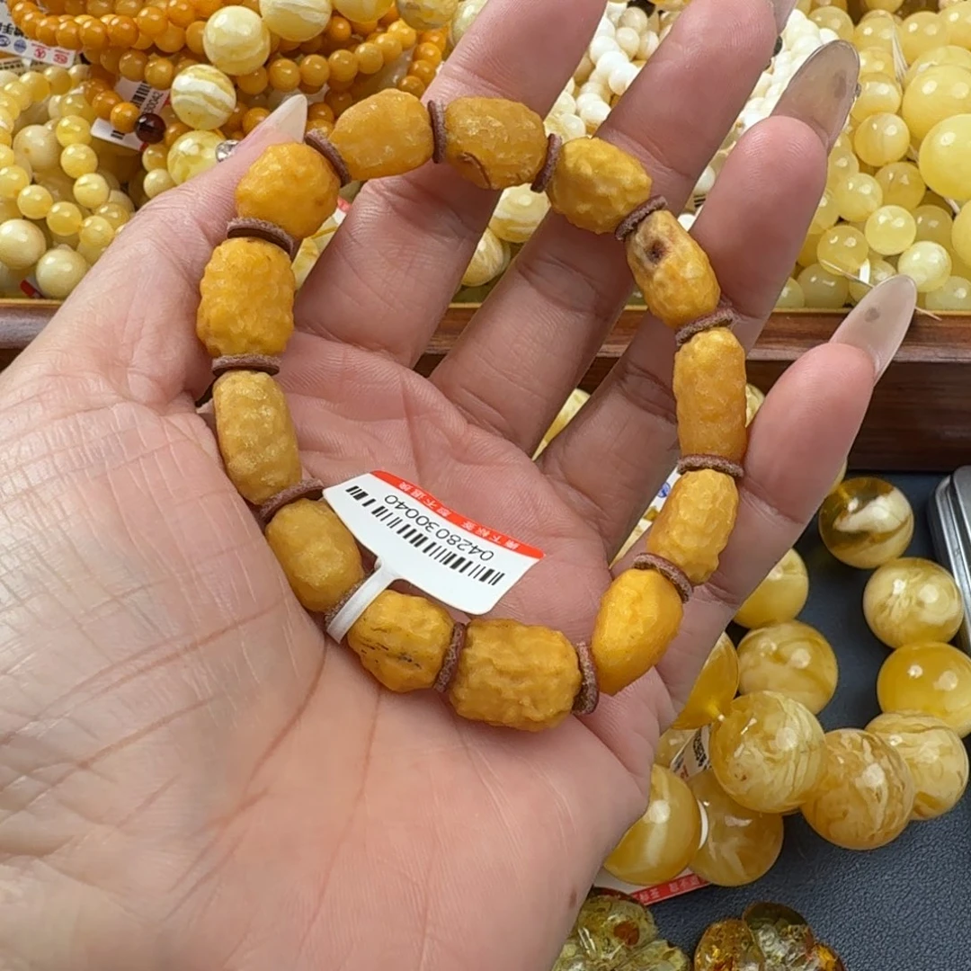 琥珀未镶嵌珠宝奇石