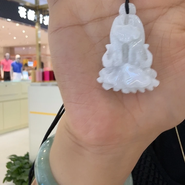 翡翠未镶嵌颈饰项链