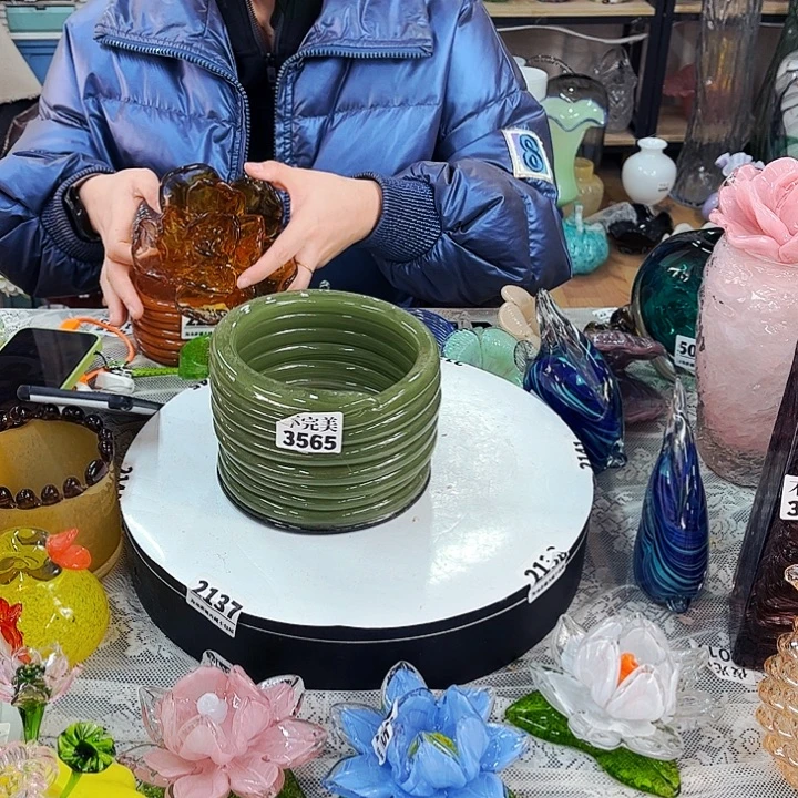 素***裳3565 家悦琉璃工艺不完美