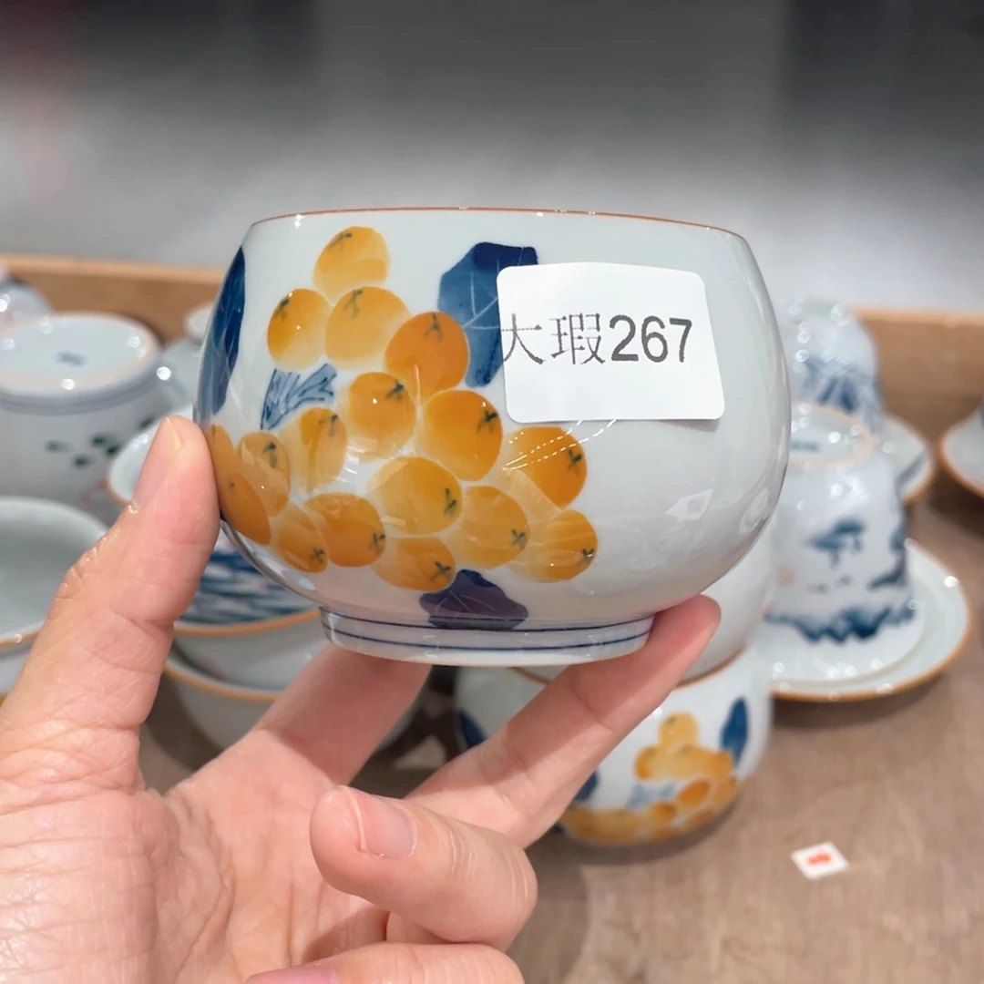 釉下手绘茶具微瑕