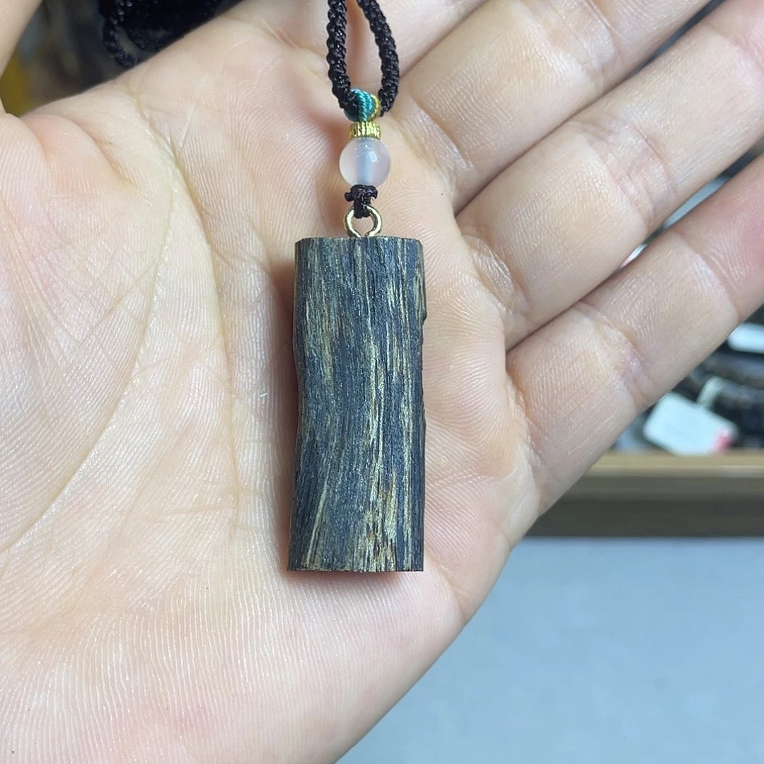 沉香碎屑沉香奇楠沉香老料花香韵