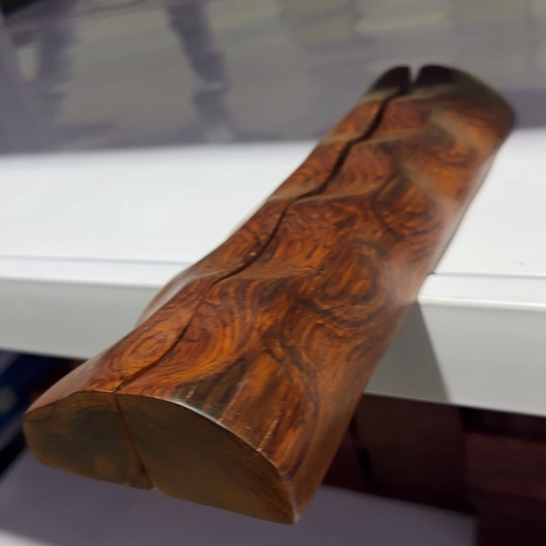 花梨木类端景台黄花梨镇尺