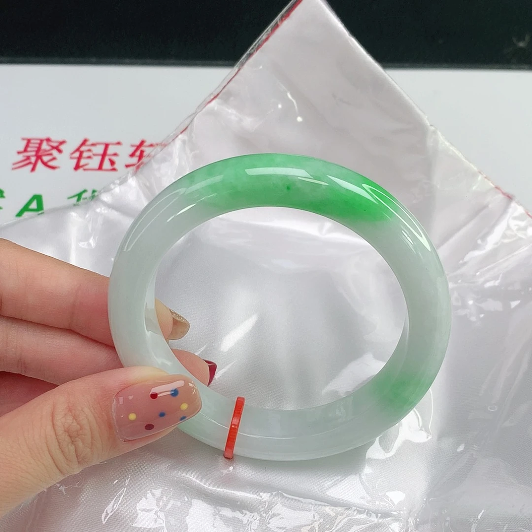 未镶嵌手镯翡翠809