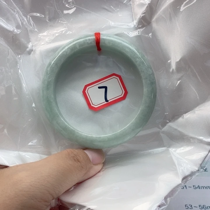 翡翠未镶嵌手镯翡翠