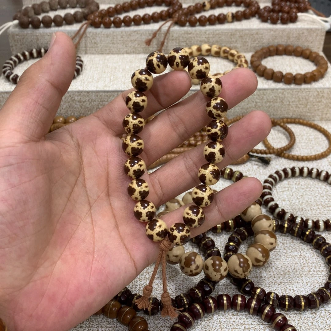 寒***钓手串紫金鼠11熊猫鬼脸
