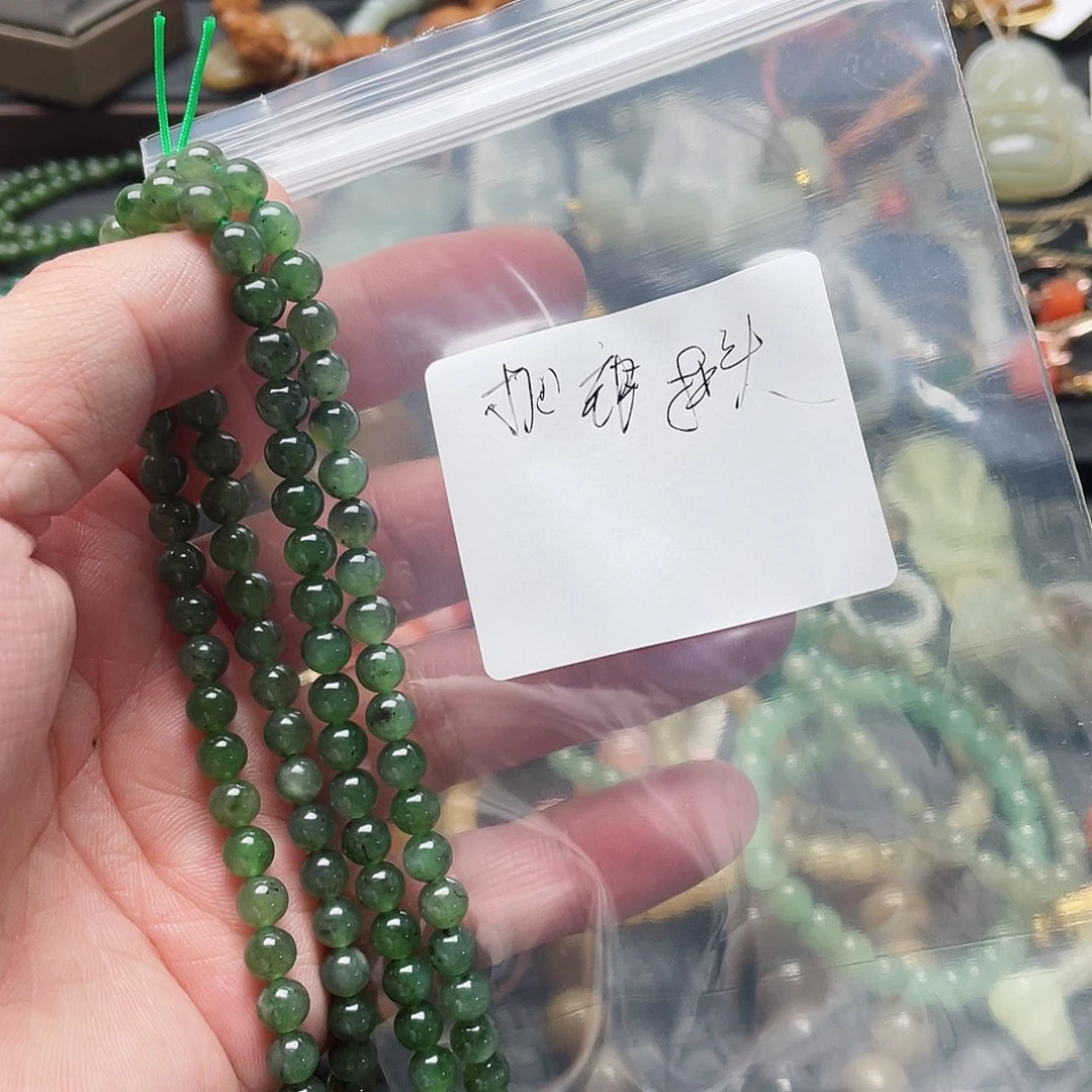吊坠白玉菩提Y****语吊坠
