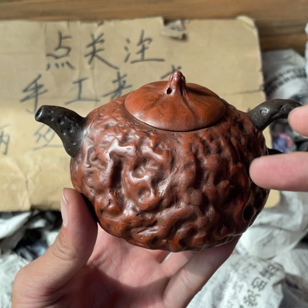 茶壶紫砂老厂紫砂壶一件。