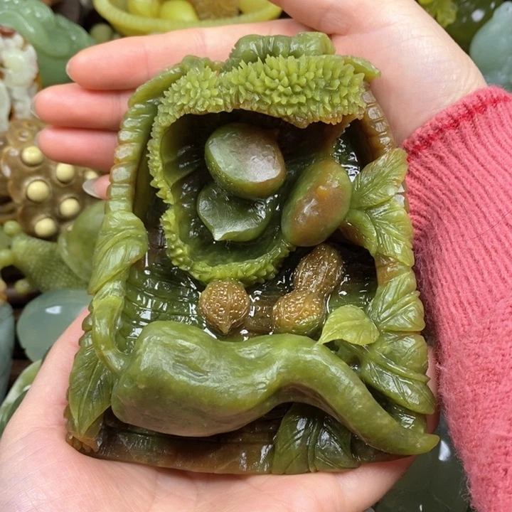 蛇纹石玉未镶嵌摆件不**…
