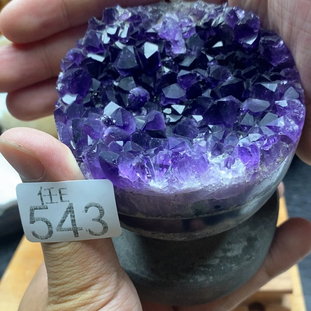 未镶嵌水晶大型摆件（非配饰）