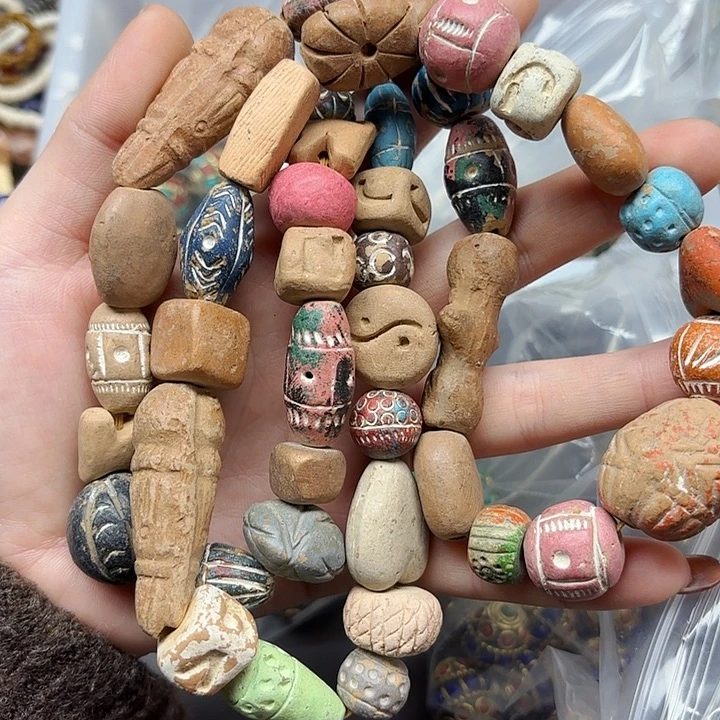 颈饰琉璃淘泥11111