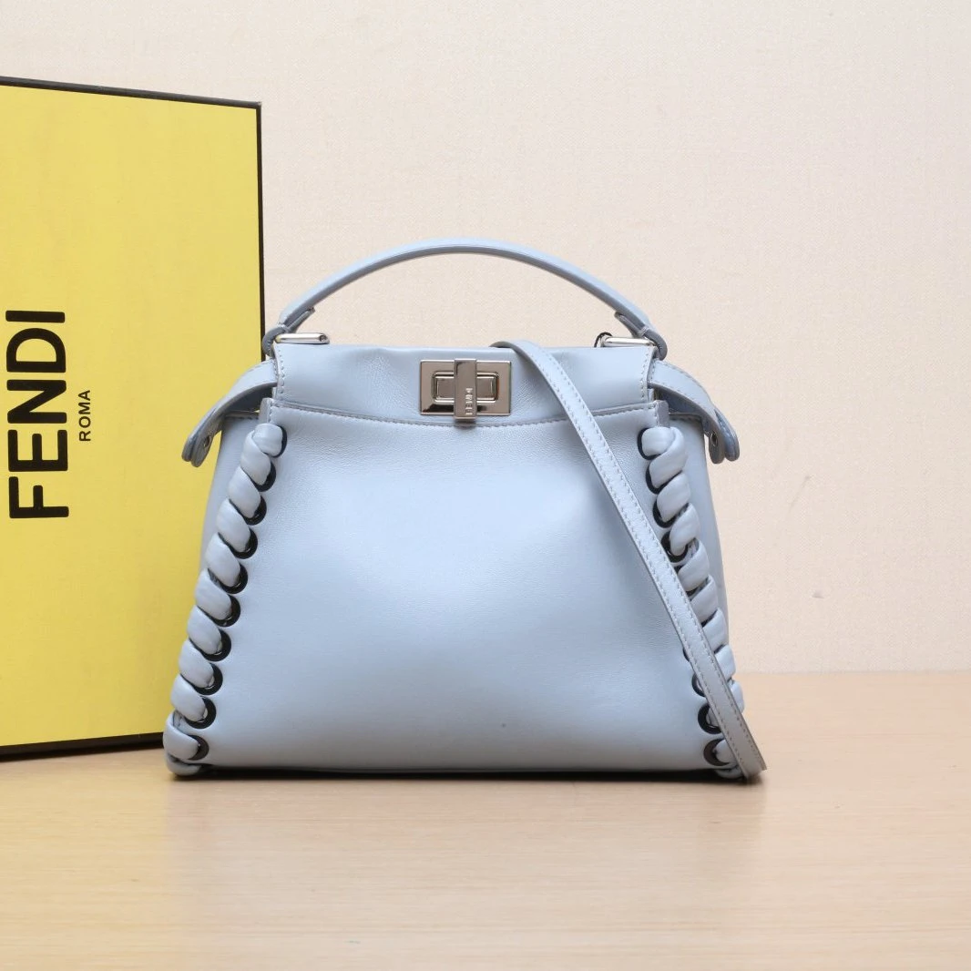 95新 FENDI/芬迪 【娇】PEEKABOO 单肩包蓝色 皮革C P225478787