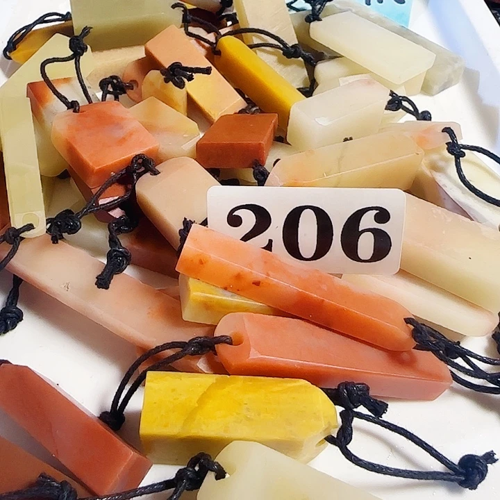 青田石印石老挝石52个扁章尺寸非常小，0.几1.几的公分