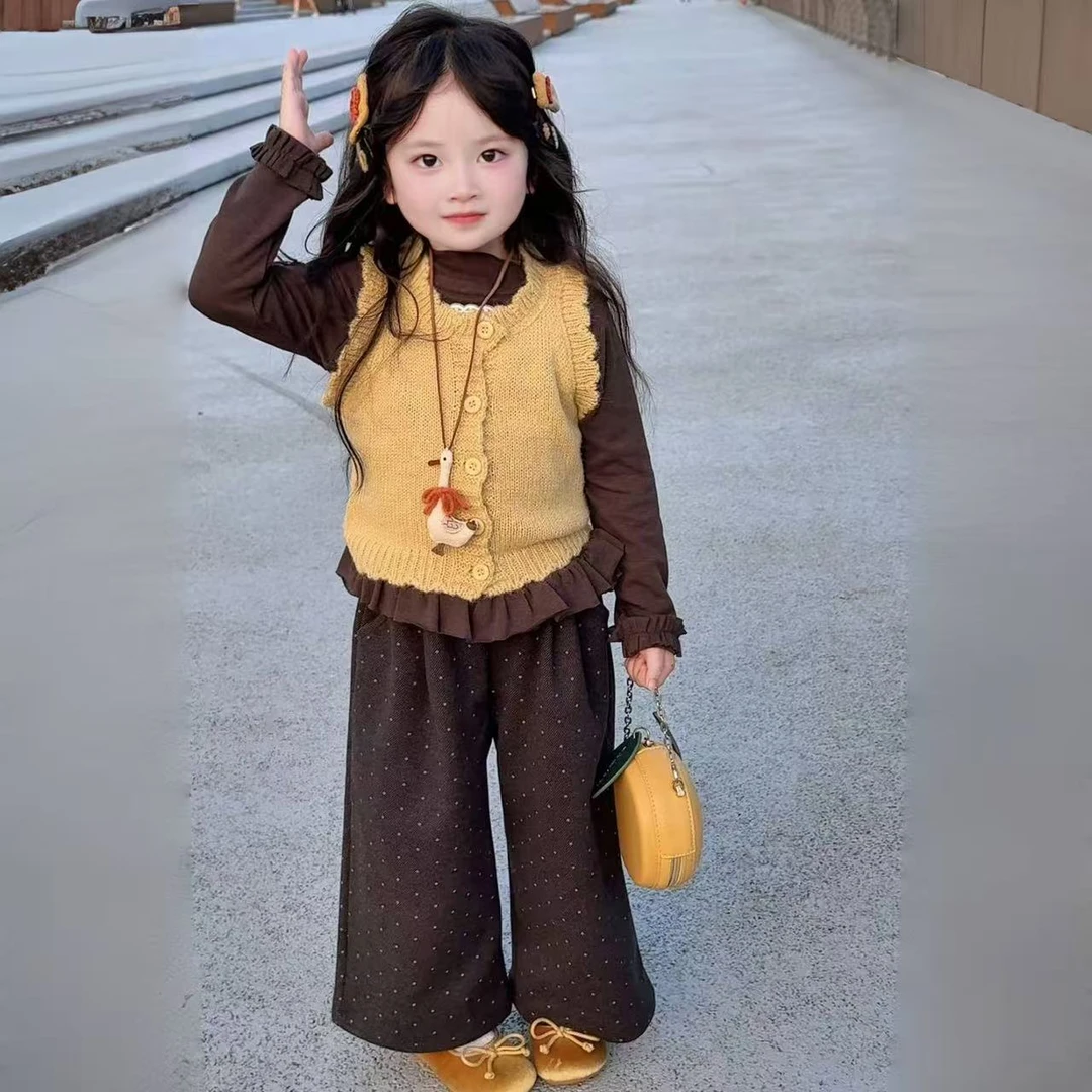 女童风纯色休闲风常规碎花套装秋季女童针织百搭三件套