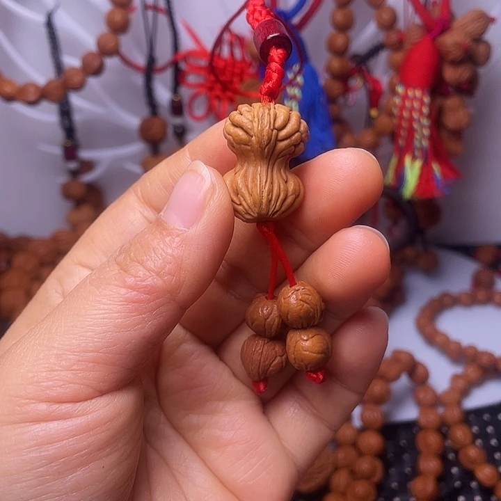 吊坠桃核龙纹桃枭