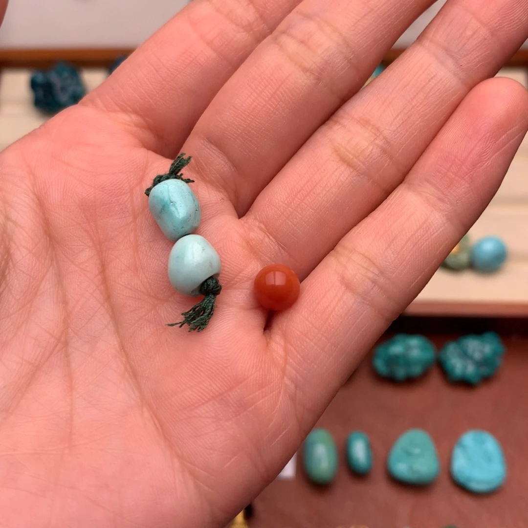 南红玛瑙侧挂未镶嵌