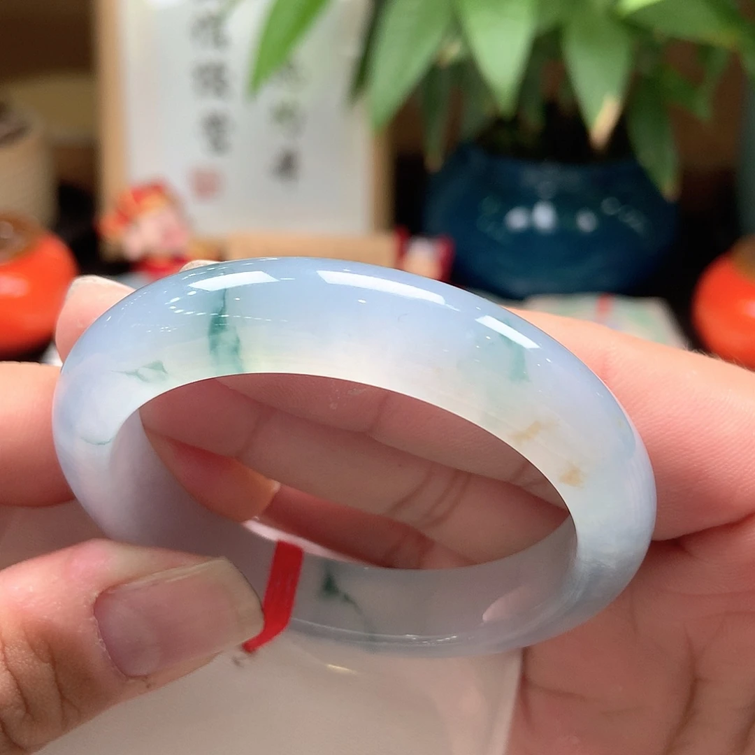 翡翠未镶嵌手镯70号