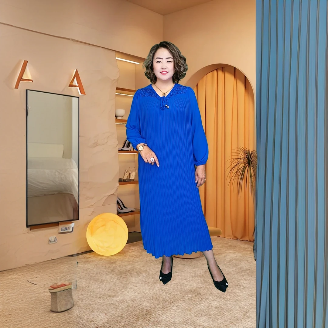 常规圆领大码连衣裙褶皱V领