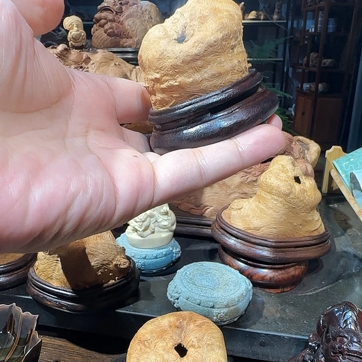 慧***语荔枝木立体感木香炉摆件