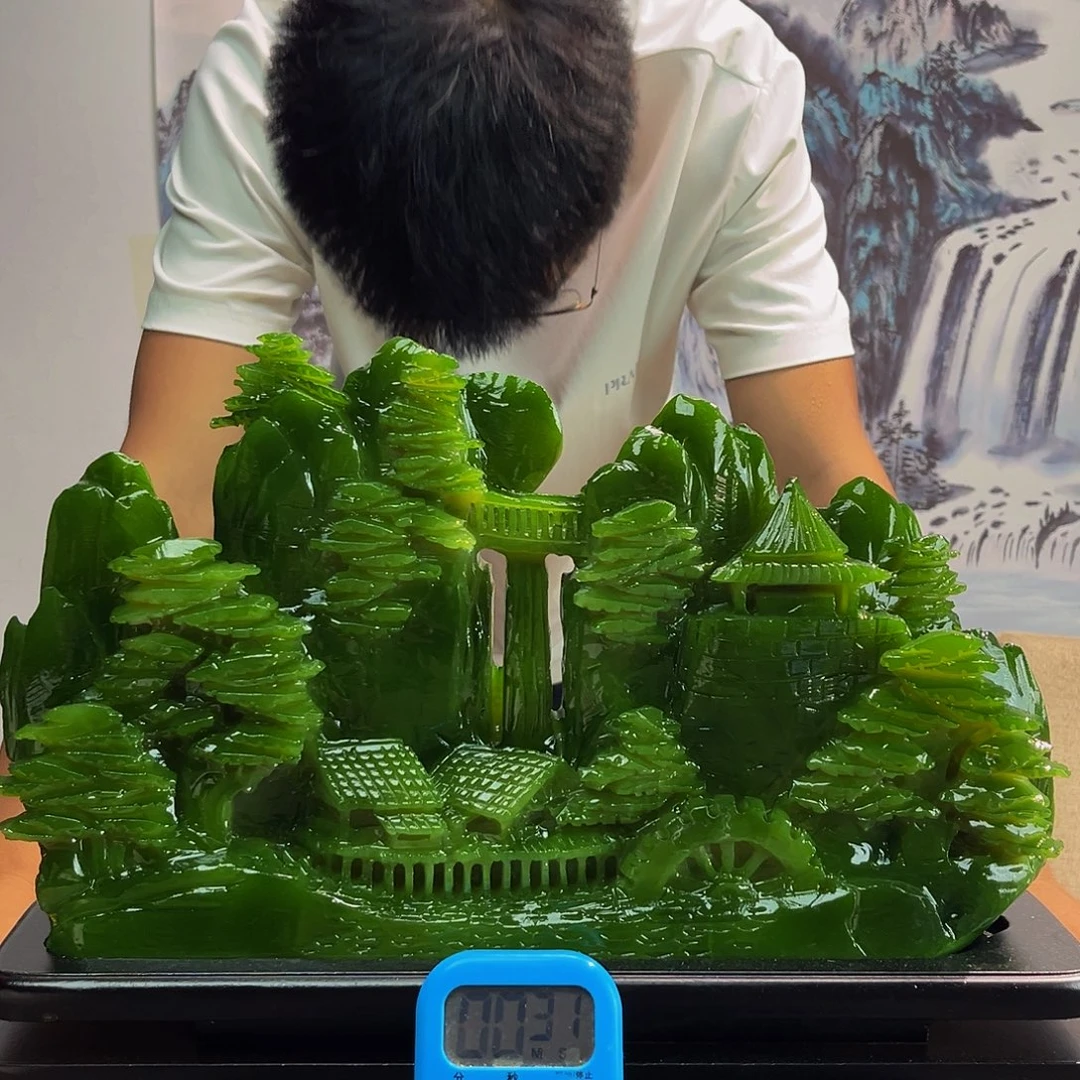 6***f玉玉摆件绿色带底座